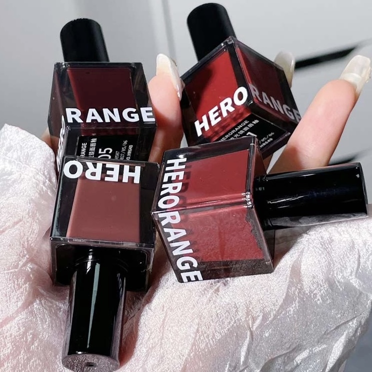 تینت و لیپ‌ گلاس